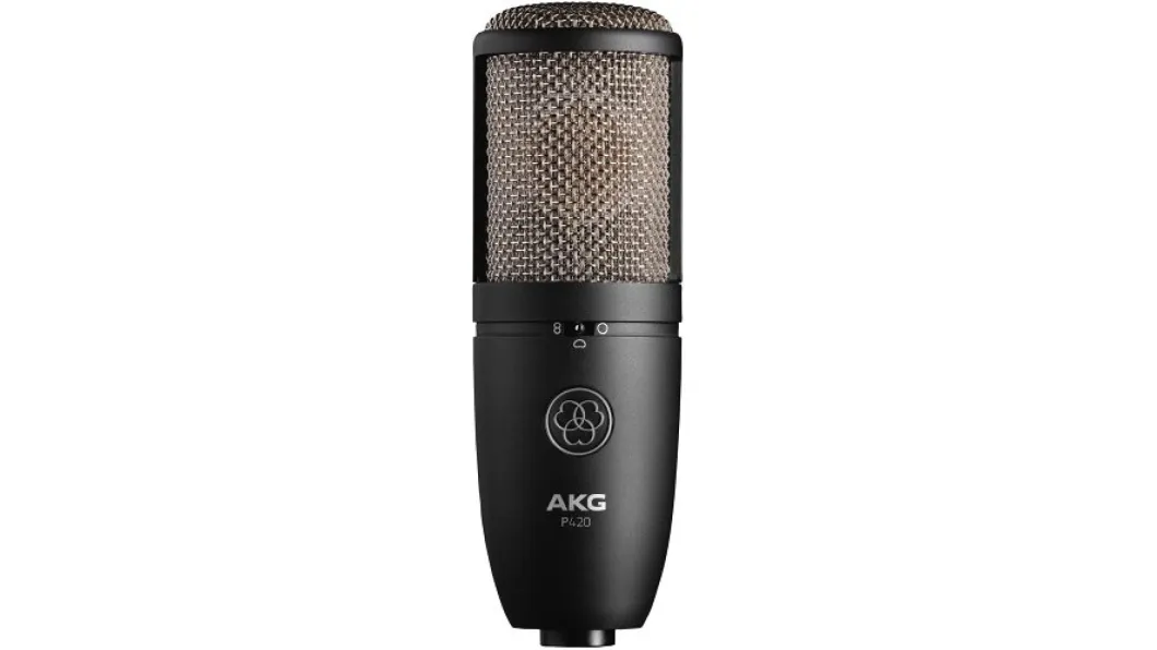 AKG P420