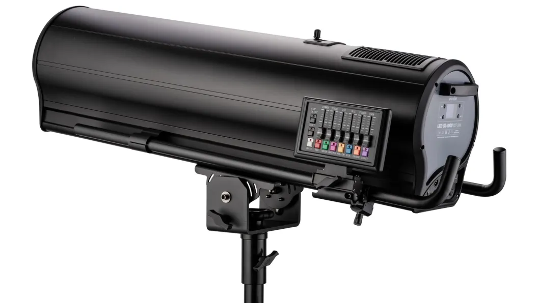 EUROLITE LED SL-1000 MFZ DMX Search Light inkl. Case