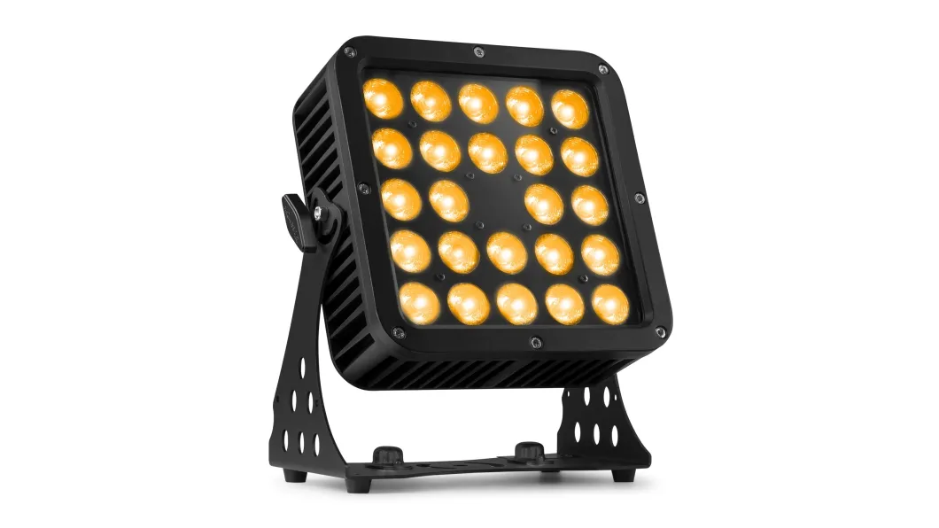 beamZ pro Starcolor205 Flutlicht 24 x 10W RGBA