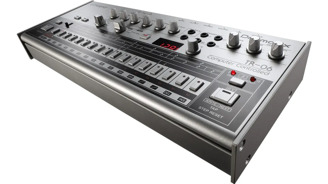 Roland TR-06