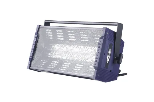 Showtec Titan Strobe 1500 DMX 1500 Watt, DMX Strobe