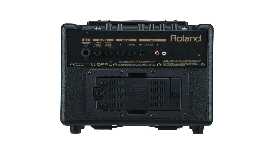 Roland AC-33