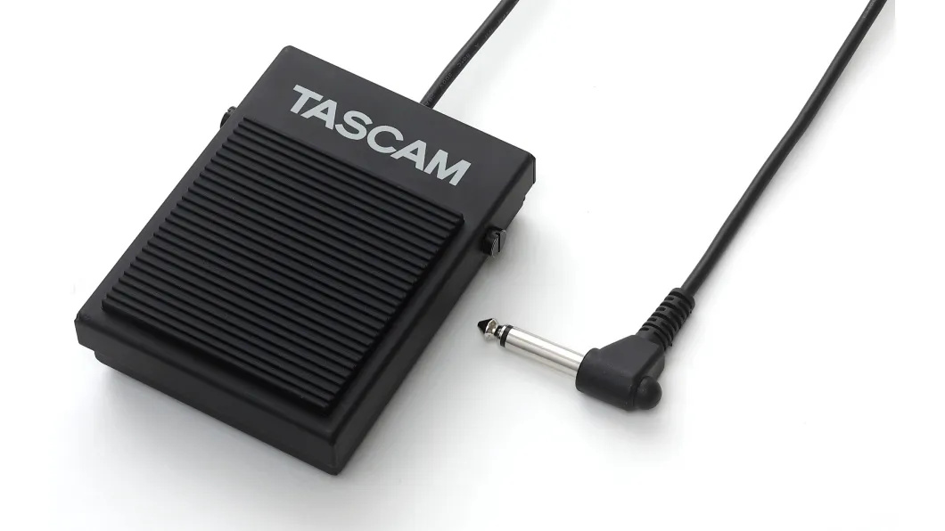 Tascam RC-1F