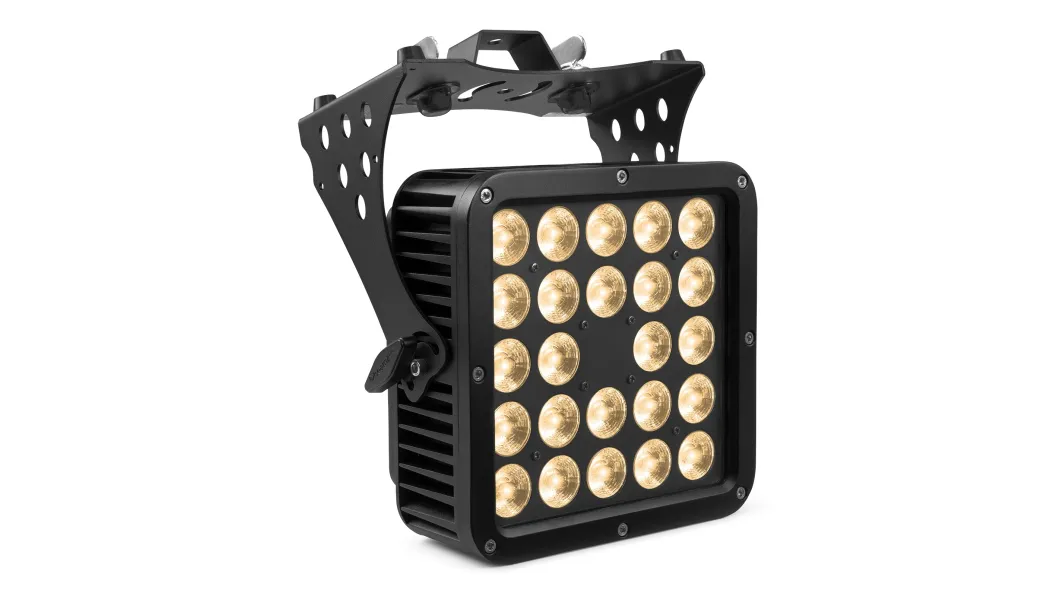 beamZ pro Starcolor200 Flutlicht 24 x 10W RGBW